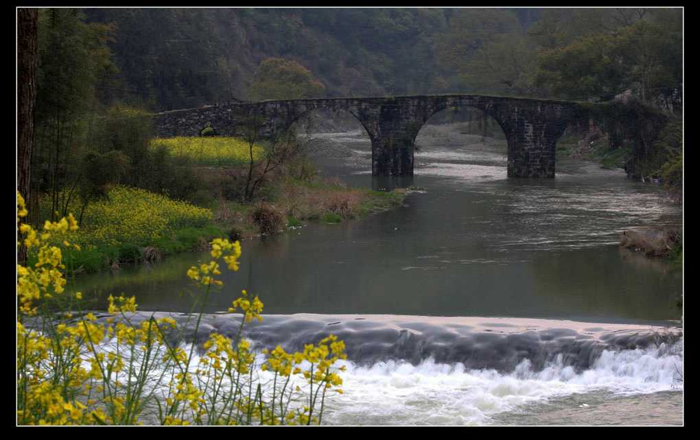 一方净土 摄影 小巫见大巫