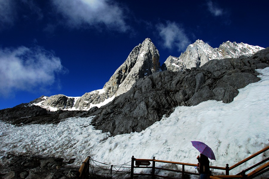 雪山情 摄影 山枣