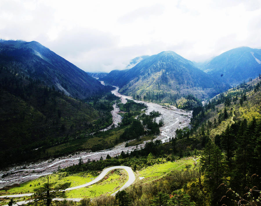 泥石流 摄影 葛达山