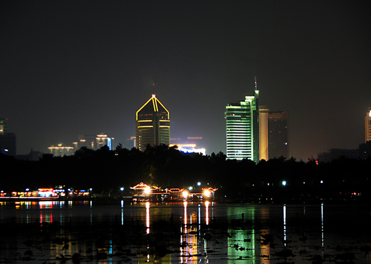 西湖夜景-湖滨商业区 摄影 怀能