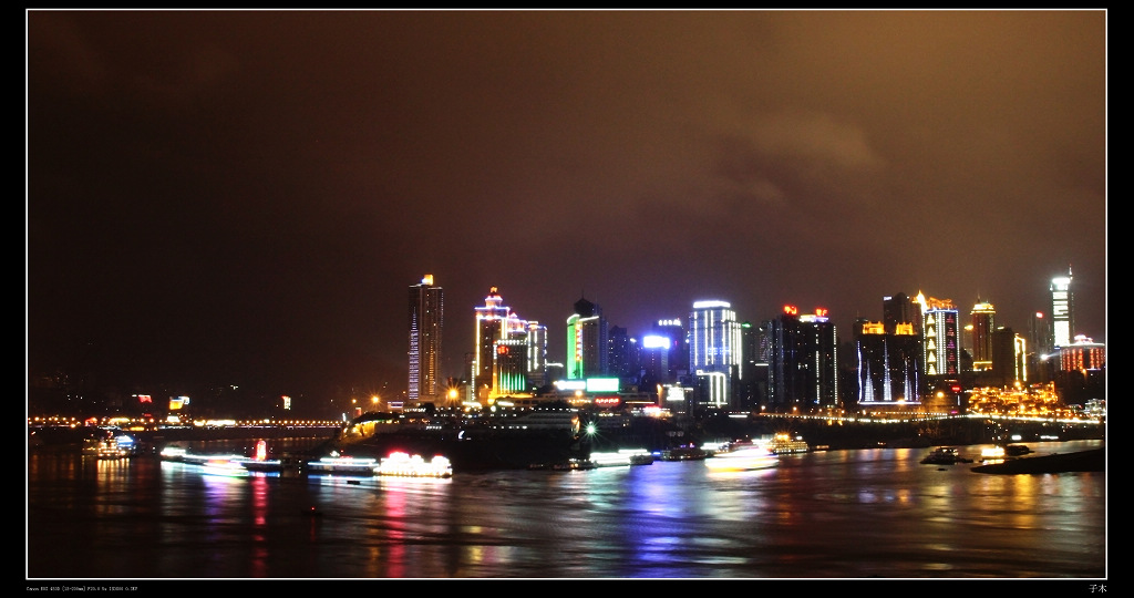 朝天门的夜晚 摄影 百米之外