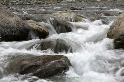 水流声声 摄影 冰山客