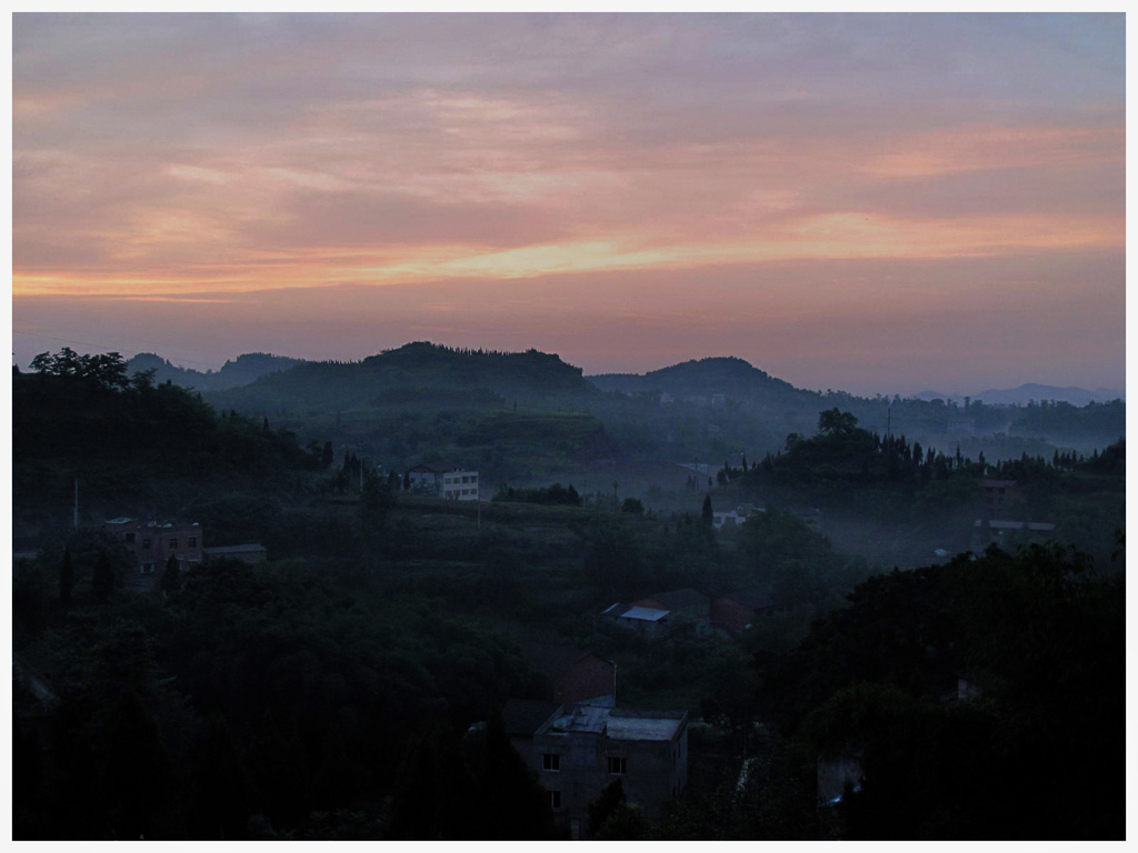 夕阳下的小山村 摄影 凌骄