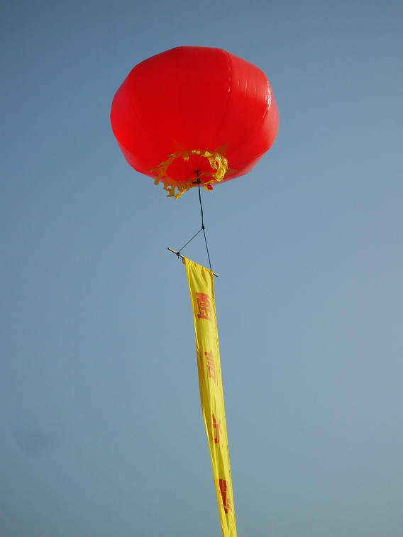 大红灯笼高高飘 摄影 种荷人