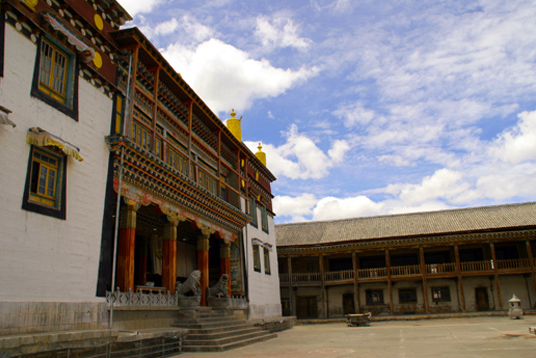 迪庆东竹林寺 摄影 拓雷