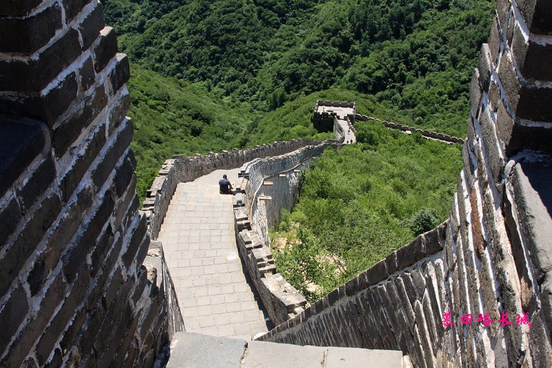 陡  峭  的  慕  田  峪  长  城 摄影 影痕