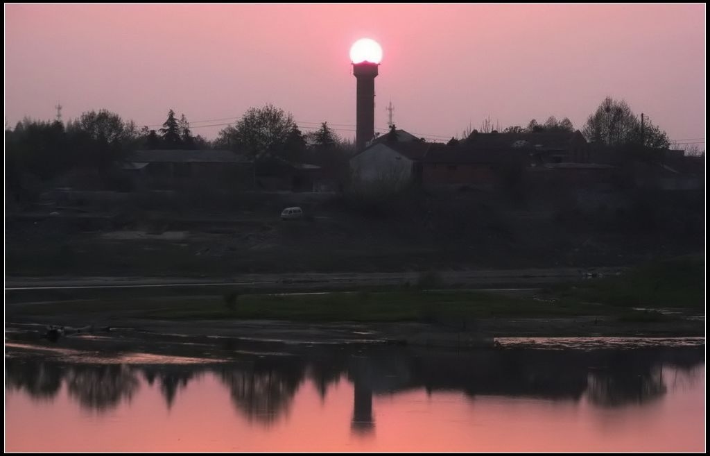 夕阳灯 摄影 华绿