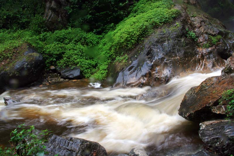 夏游滴水岩3 摄影 霞衣