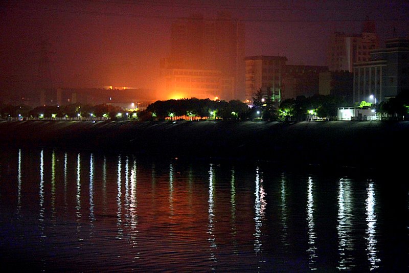 江边夜景 摄影 影海叶舟