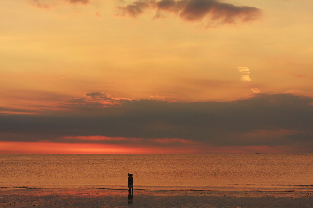 夕阳下的浪漫 摄影 azuese