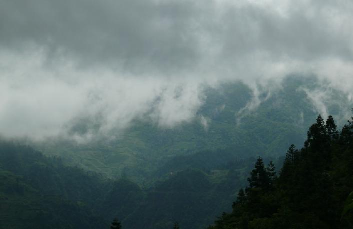 云自山中来 摄影 jcq雨中行