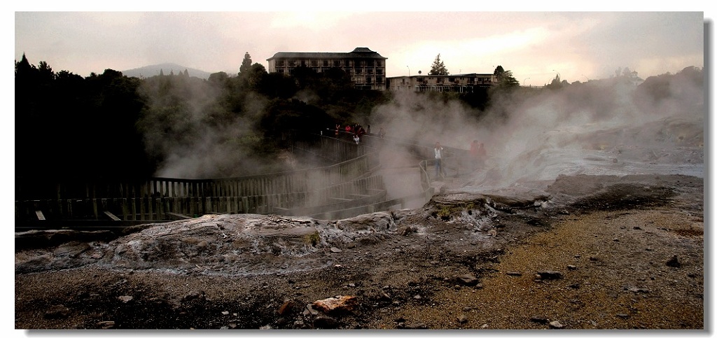 坐落在火山口上的城市罗托鲁瓦... 摄影 小豆芽J