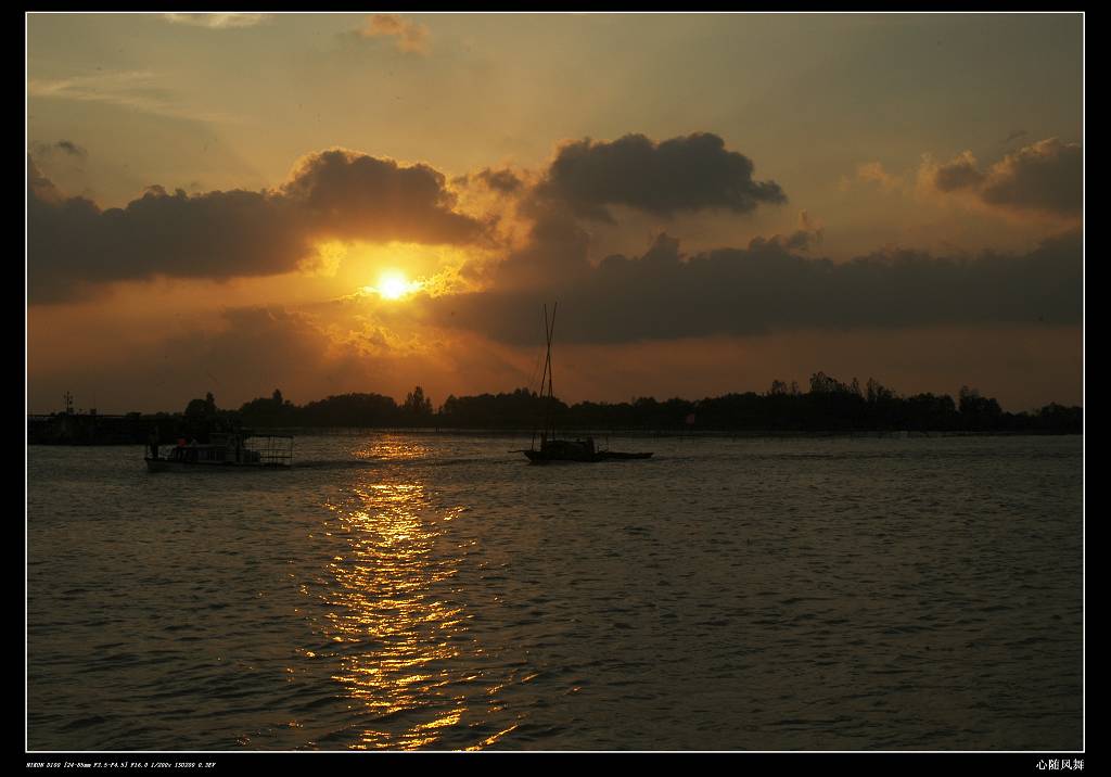 夕照洪泽湖 摄影 心随风舞