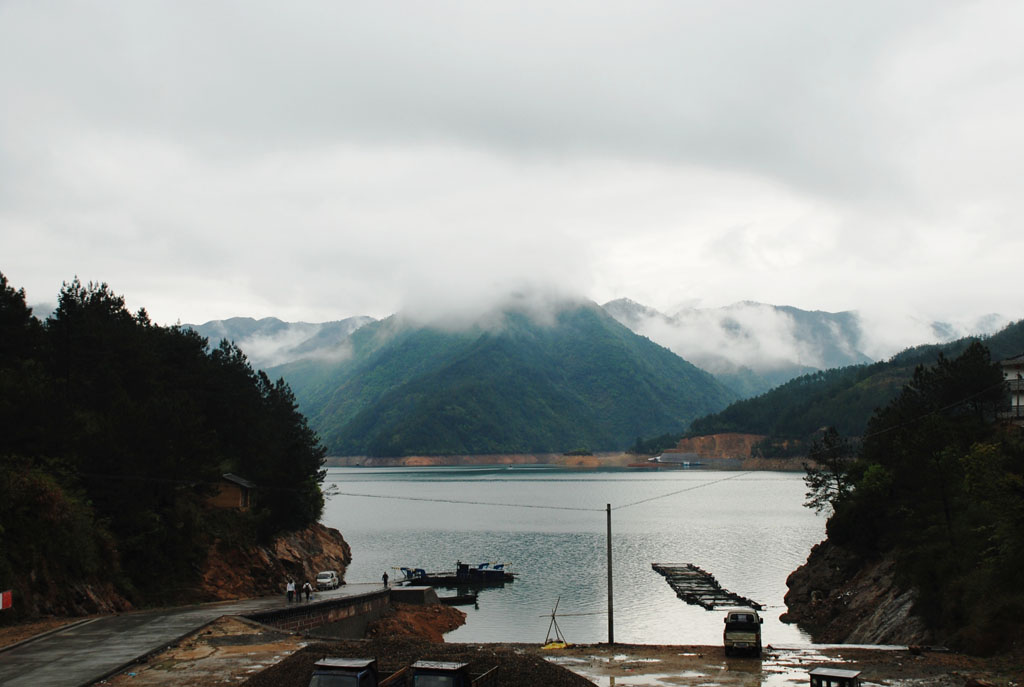 雨渡 摄影 快乐的小虎