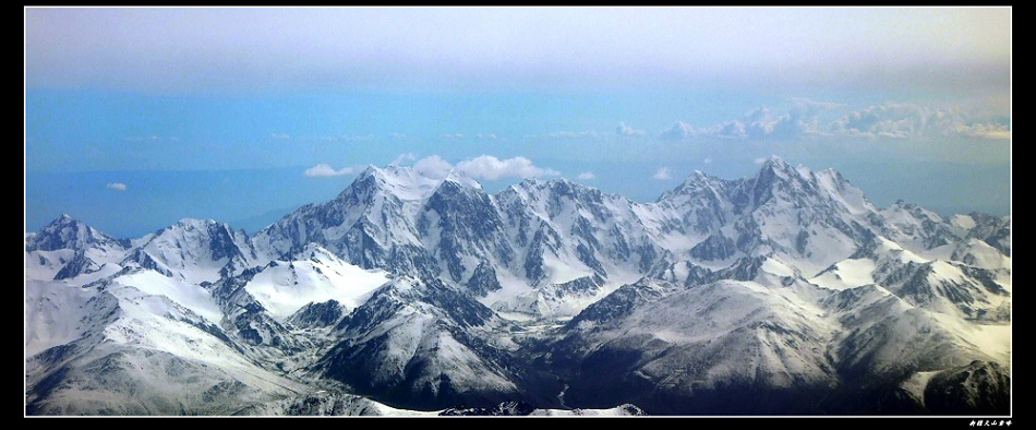 新疆天山雪峰 摄影 南开