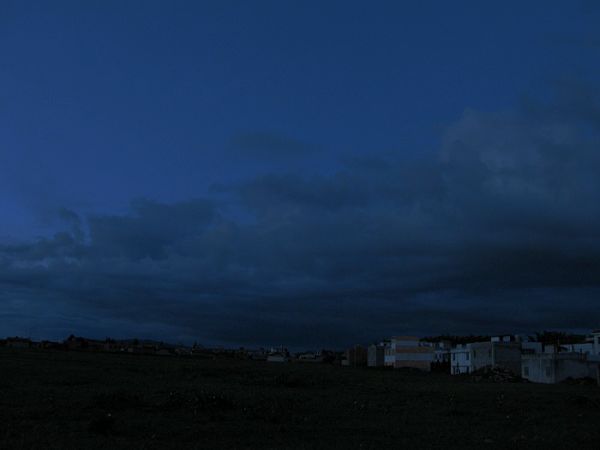 黑云压城 摄影 浅夜