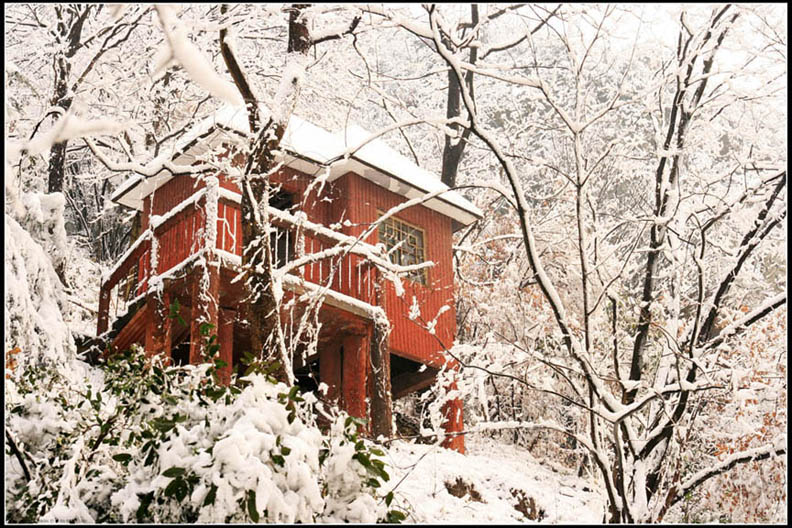 雪山上的小屋（四） 摄影 易胆小