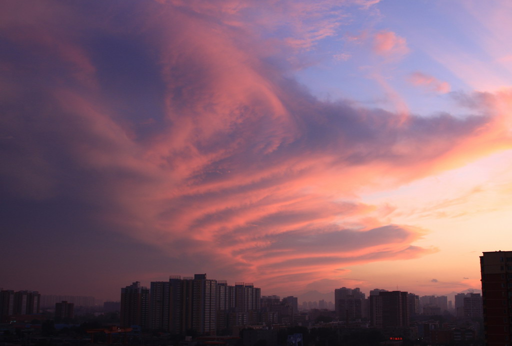 8.19晚霞随拍 摄影 八楼后座