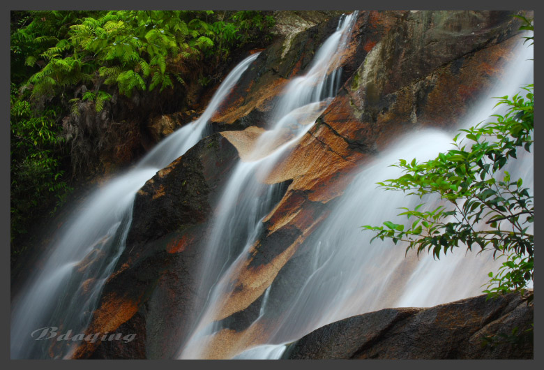 出山泉水 摄影 Bdaqing