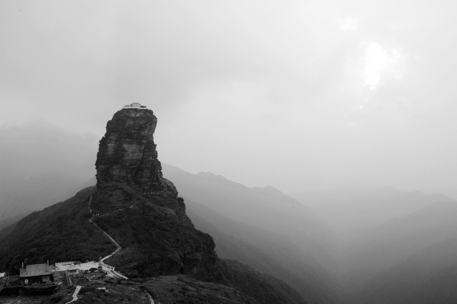 傲视群山 摄影 叶飘四季