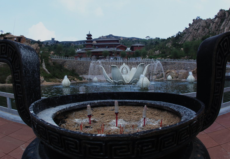 天马岛的甘露寺 摄影 南山又一村