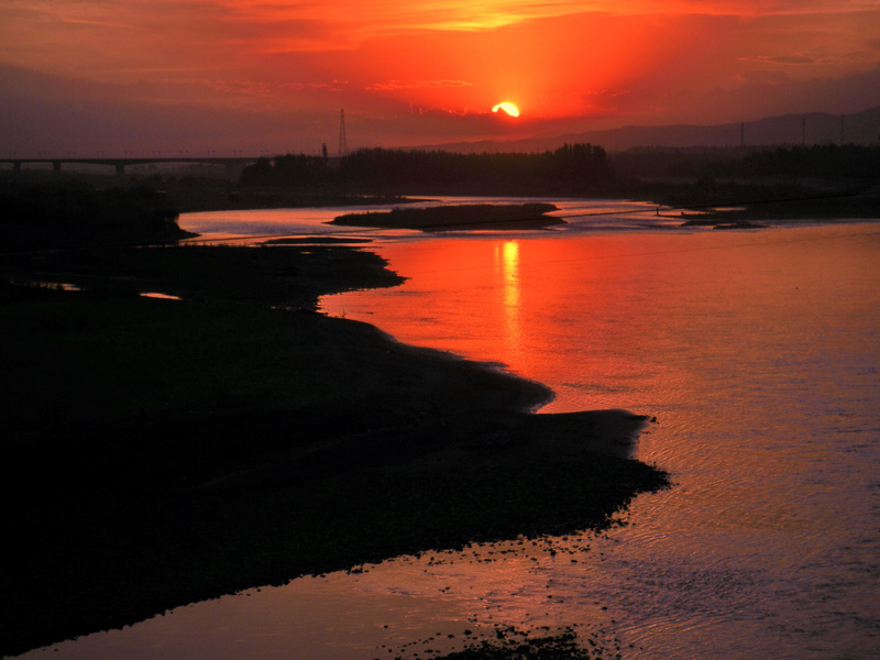 新疆伊犁河夕照 摄影 源上人