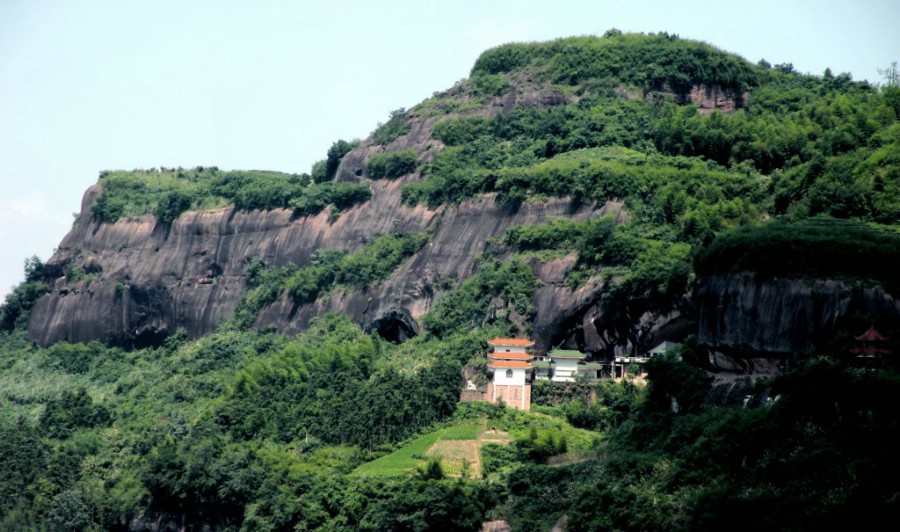 银都便江之旅——岩石上的寺庙 摄影 盛夏明月