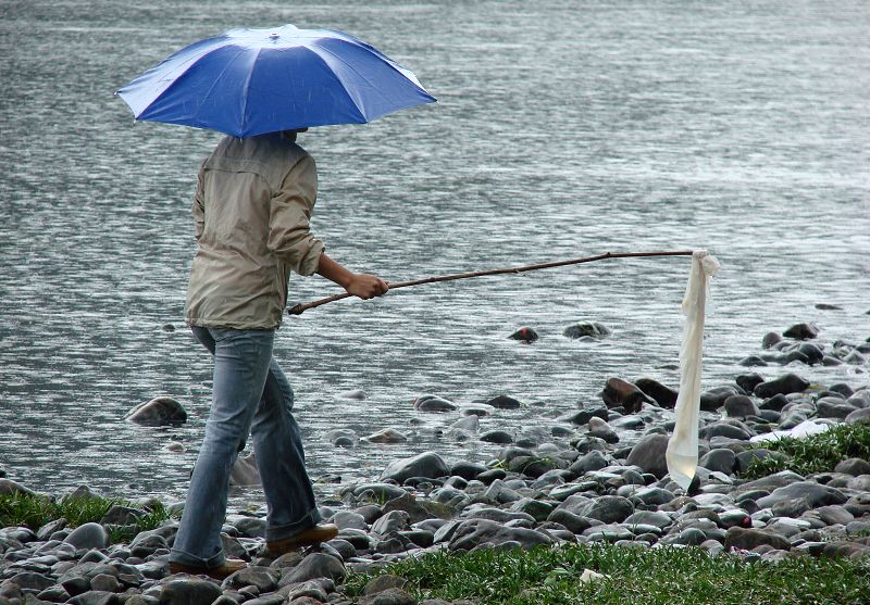 风雨漓江洗脸人 摄影 紫色牡丹