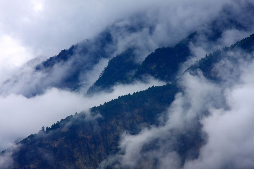 大山脊梁 摄影 梨花雨