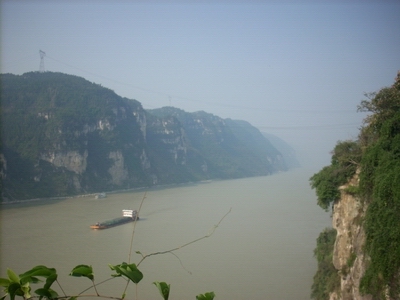 长江三峡西陵峡 摄影 峡江红叶