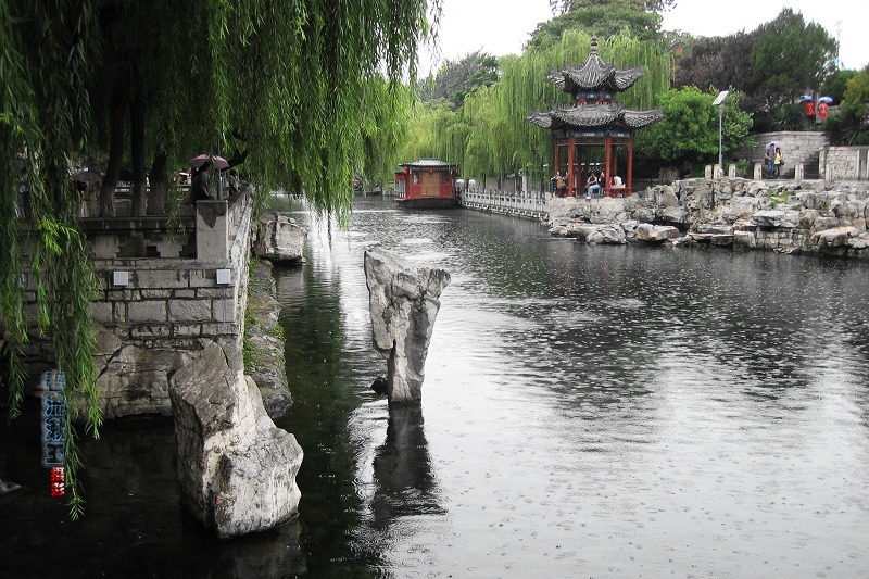 细雨泉水河 摄影 春流漱玉