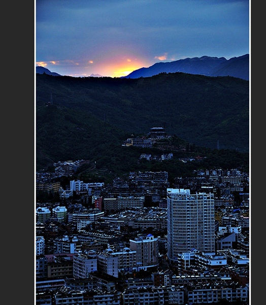 夕光中的城市 摄影 工行远见