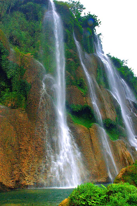 瀑布美景 摄影 w590618