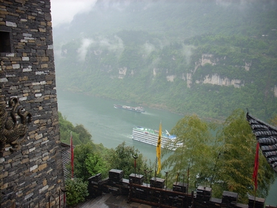 雨中三峡 摄影 峡江红叶