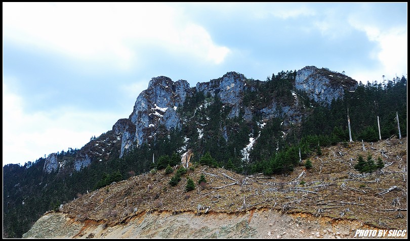 木里.山 摄影 泸沽湖边