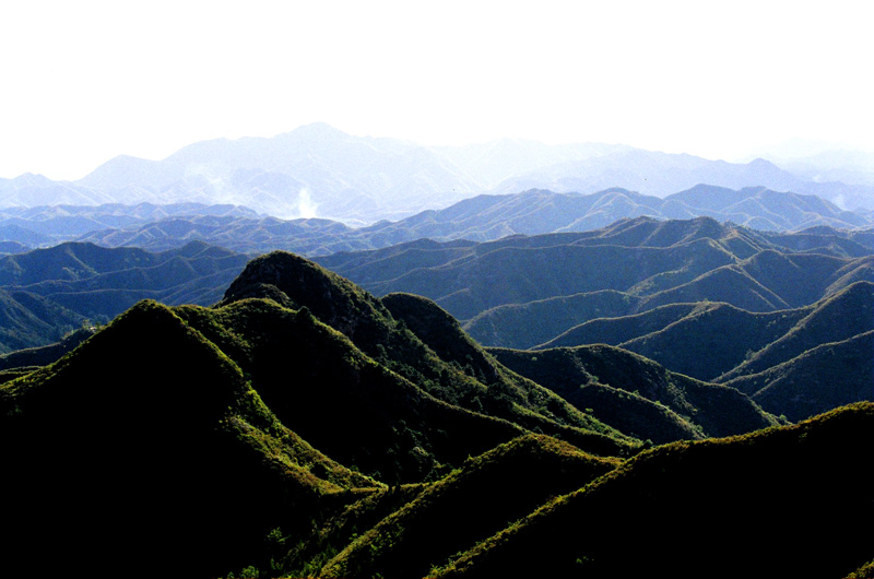 山外有山 摄影 山民野夫