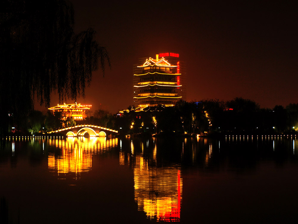 明湖夜景 摄影 泉城古月