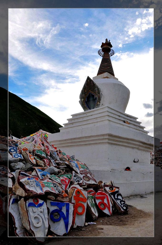 青藏214线玉树景色系列－结古寺－玛尼石堆 摄影 凉面