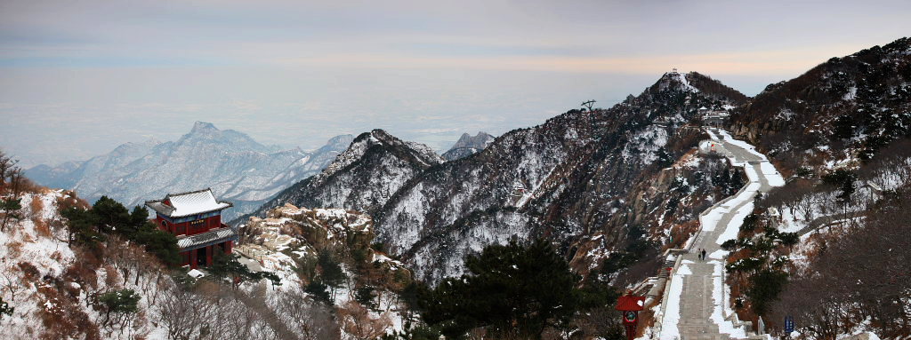 泰山瑞雪图 摄影 东骧神骏