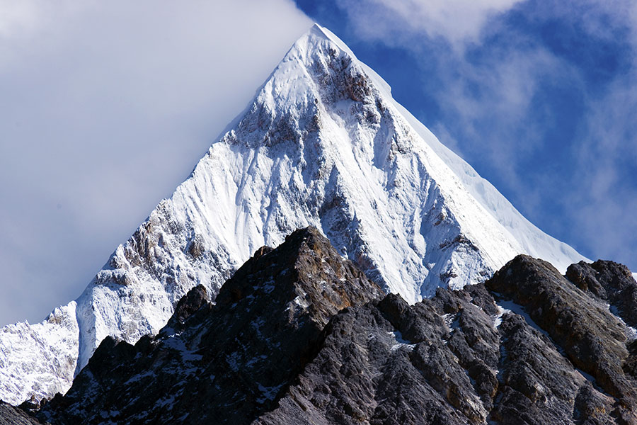 仙乃日雪山(6032m) 摄影 huangxa