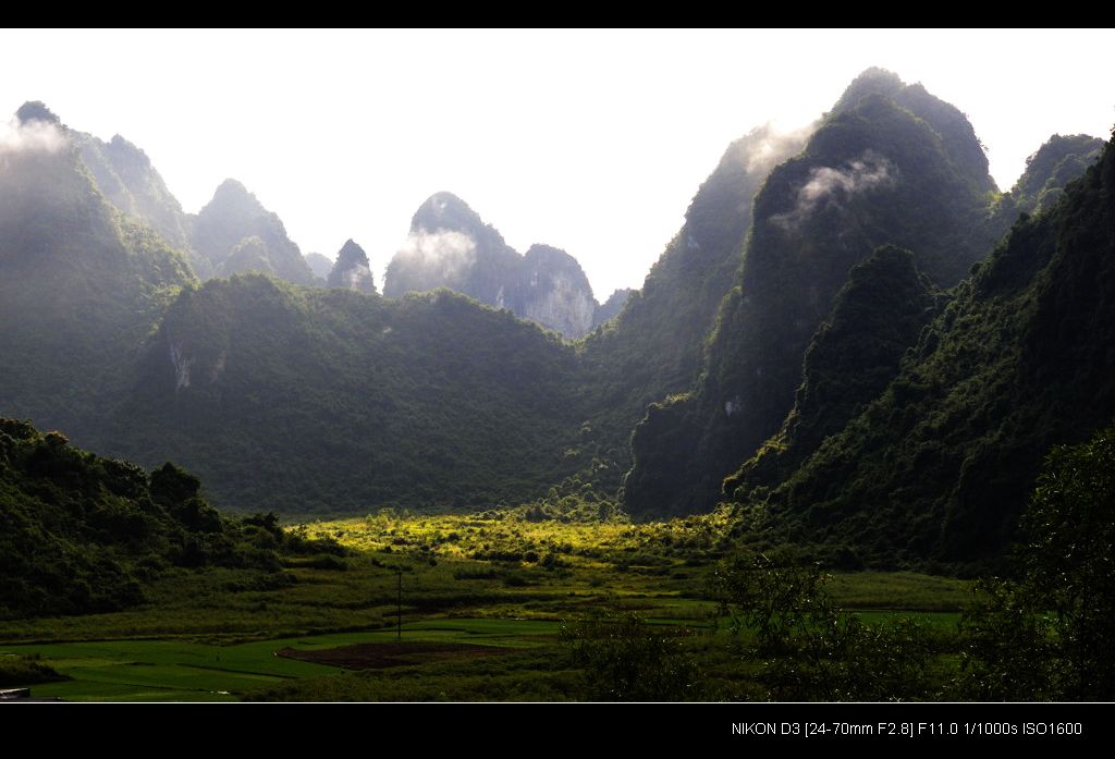 阳光照进山窝窝 摄影 细草穿沙