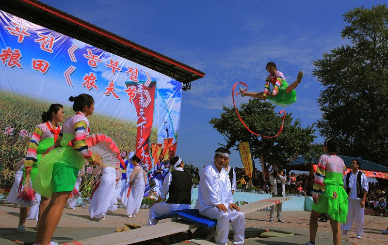 长空体操 摄影 岳桦