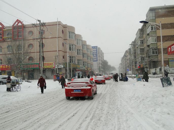 风雪迎亲路 摄影 秦楼月