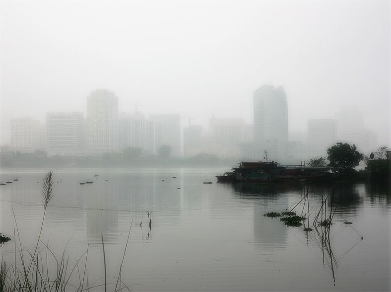 雾锁都城 摄影 丝竹在水