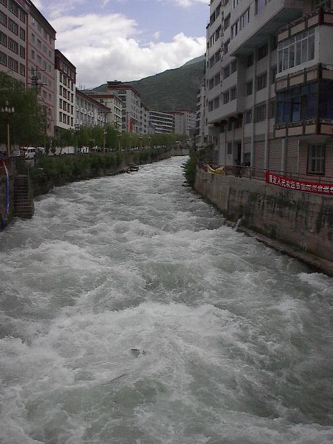 康定之水天上来 摄影 柳楠