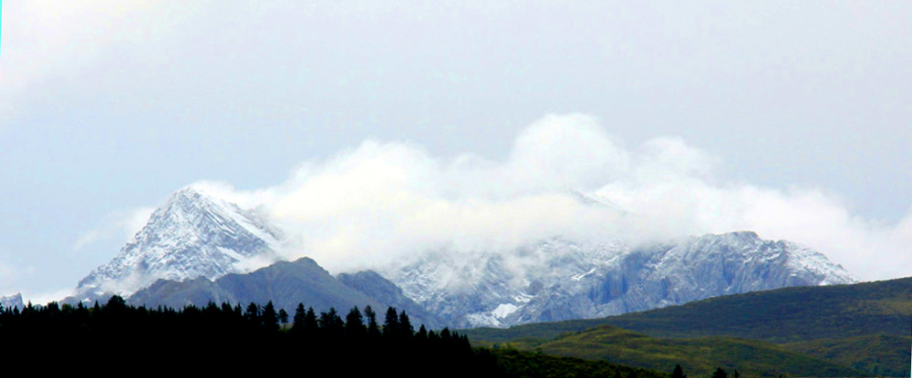 高原拾景-41  遥望岷山雪 摄影 晓南