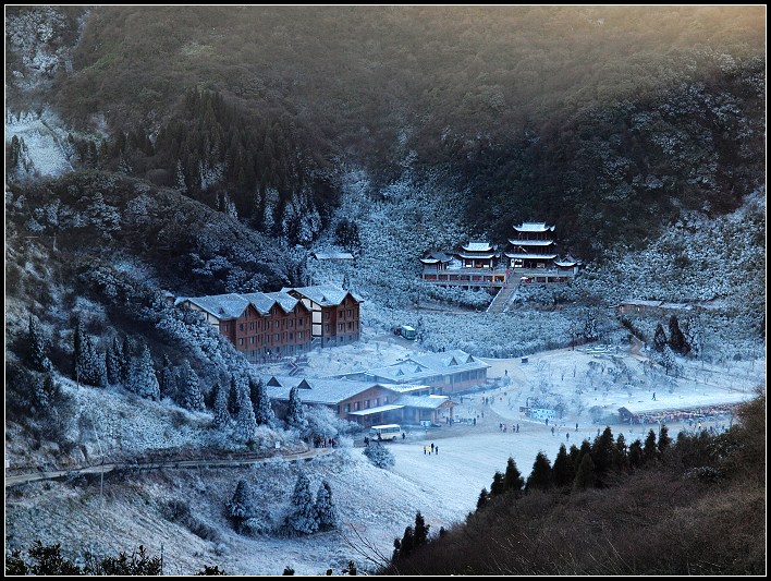 童话世界--金佛山拾贝 摄影 龙吟天下