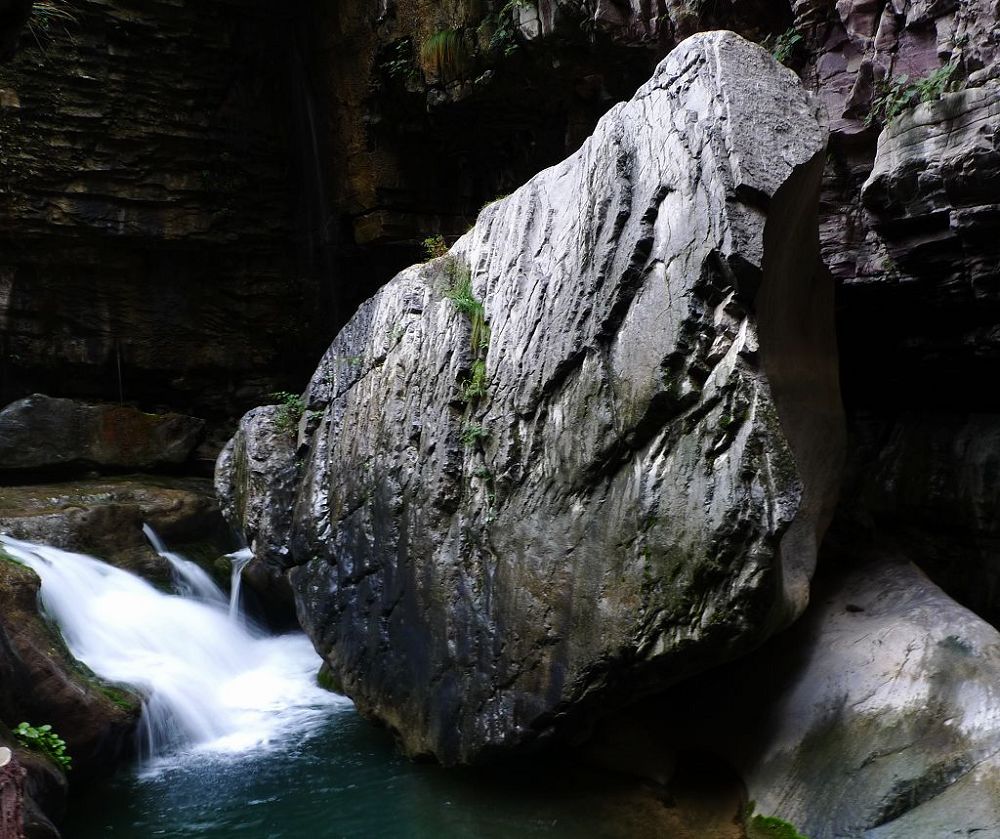 云台山之旅十七 摄影 细草穿沙