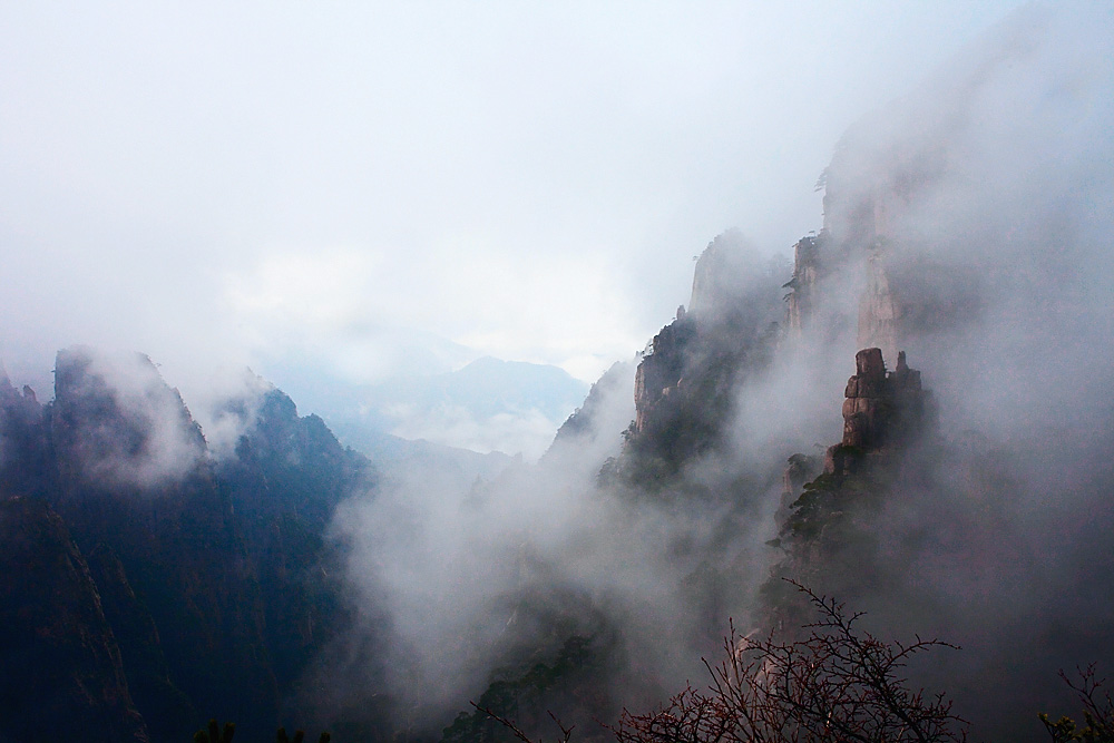 雾中识山 摄影 rookiewei