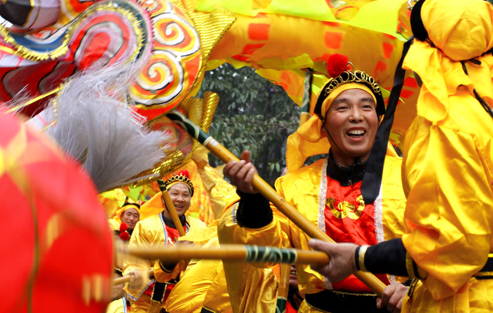 龙腾虎跃迎新年 摄影 古雒城